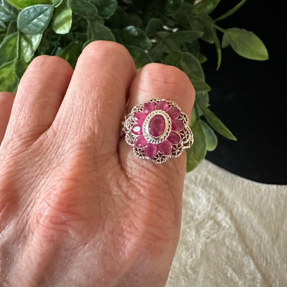 Filigree Scalloped Edge Ruby Ring in Sterling Silver. Size 7.75 - Picture 2 of 10